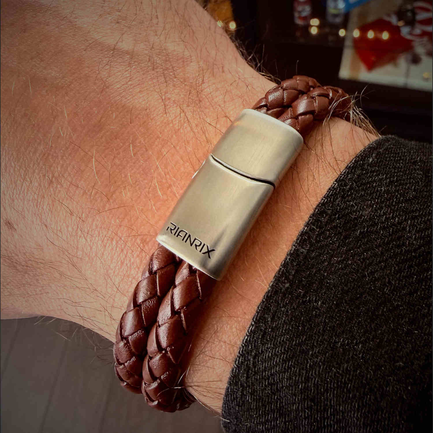 Beckett - 6mm Premium Double-Layer Leather Bracelet ( Saddle Brown)