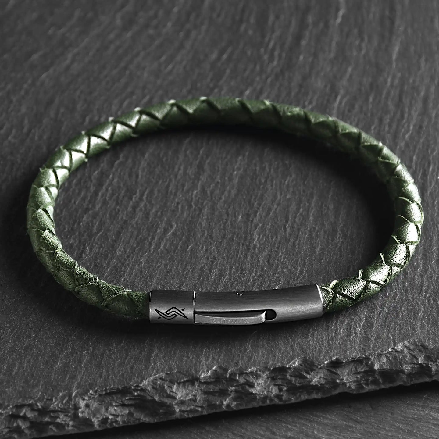 Hale - 4mm super soft Nappa leather bracelet in olive green