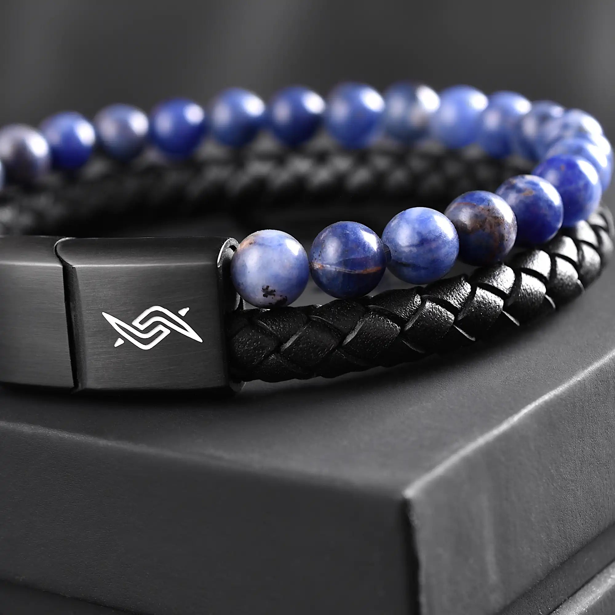 Julian - Leather bracelet with Sodalite stone