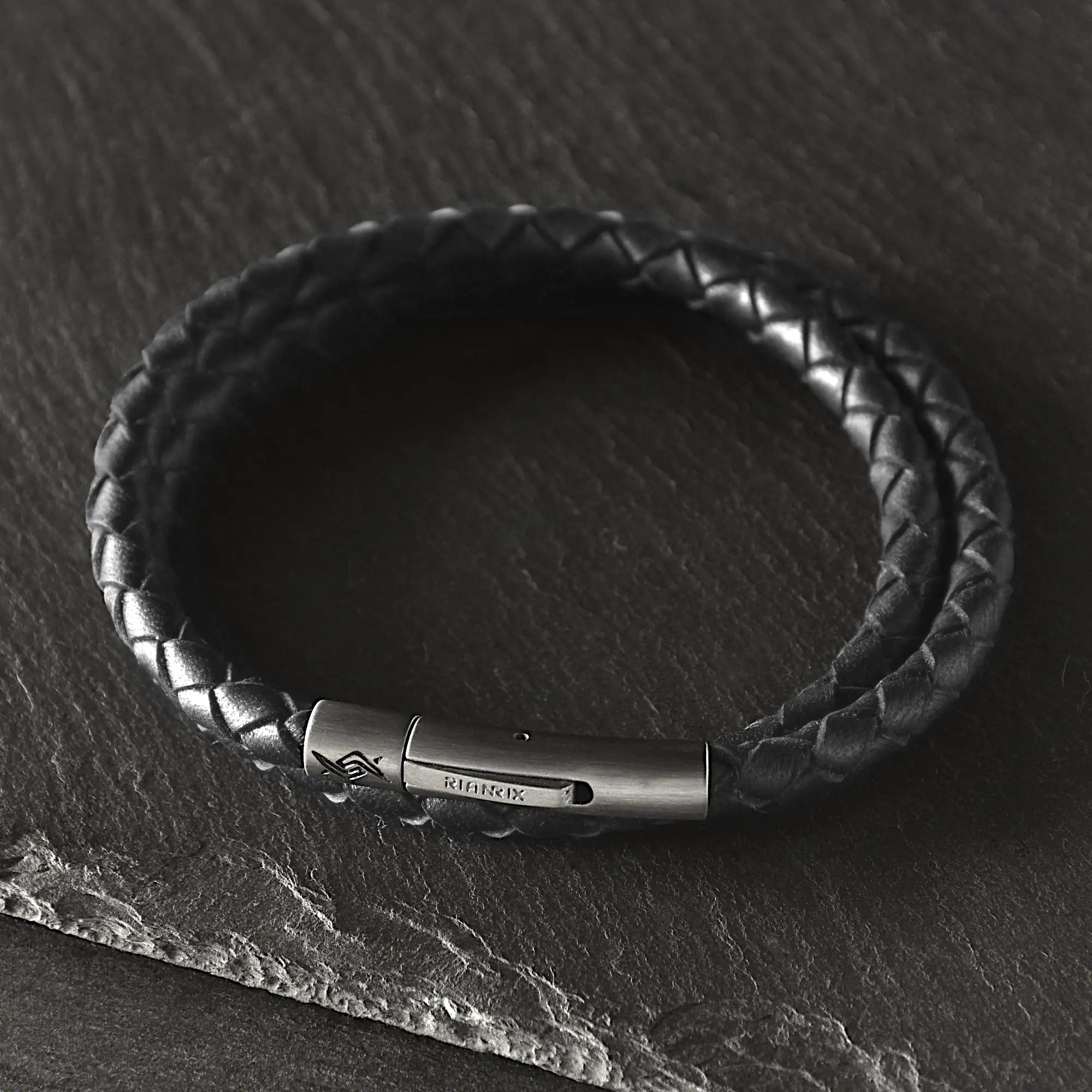 Lennox - 4mm super soft Nappa leather bracelet in classic black