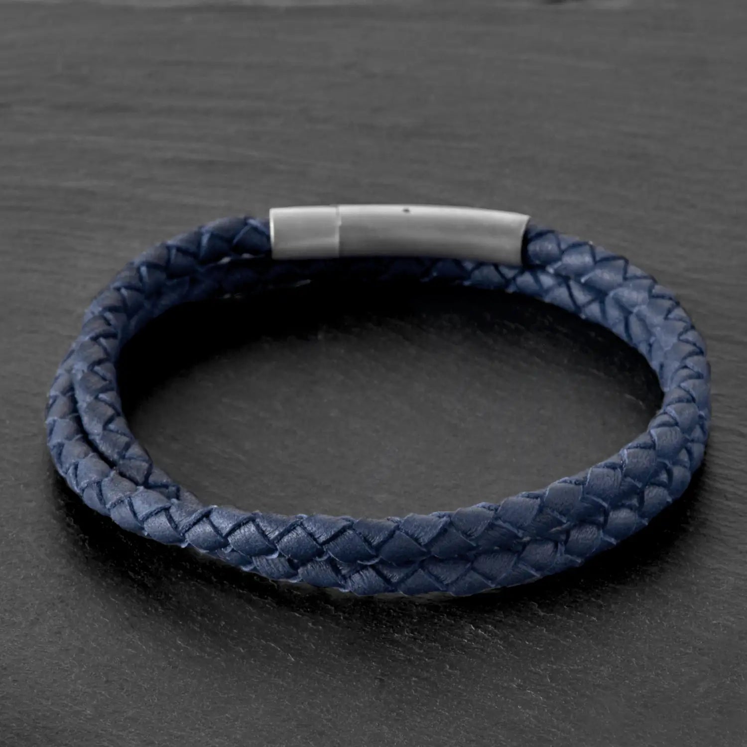 Navarre - 4mm super soft Nappa leather bracelet in dark blue