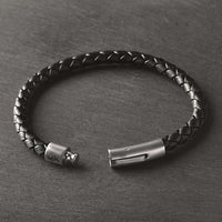Nightfall - 6mm Nappa leather bracelet in classic black