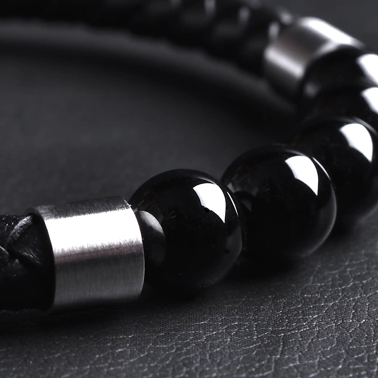 Onyx — Leather Bracelet with Onyx Stone