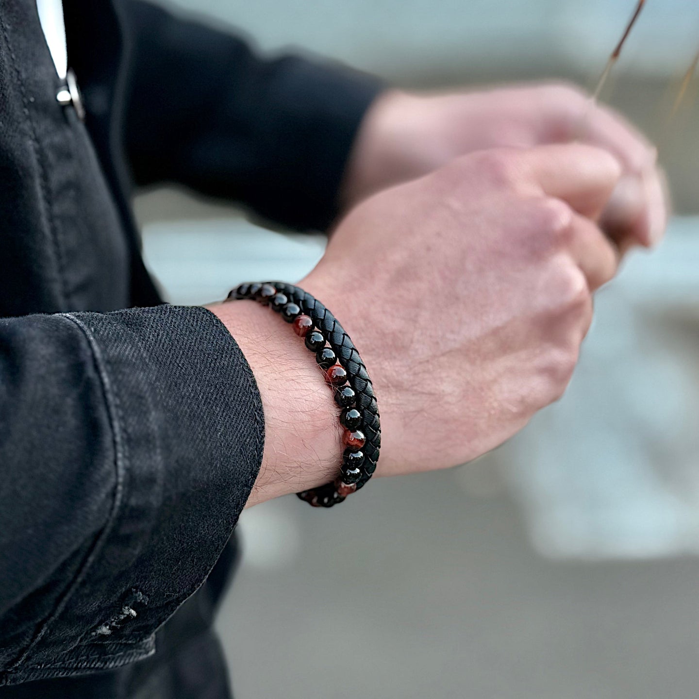 Redeye - Genuine leather bracelet with red tiger-eye stone