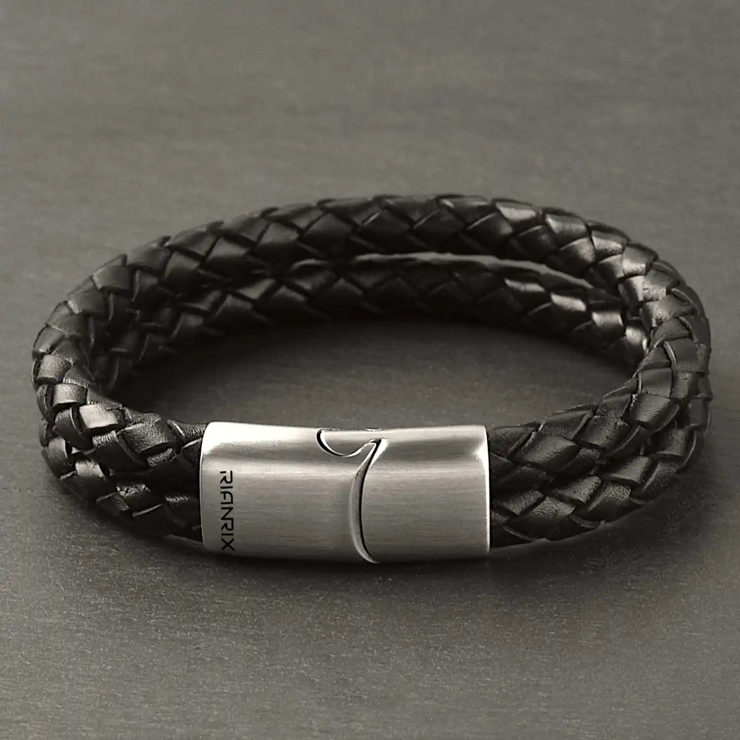 Rhys – 6mm Premium Double-Layer Leather Bracelet (Classic Black)