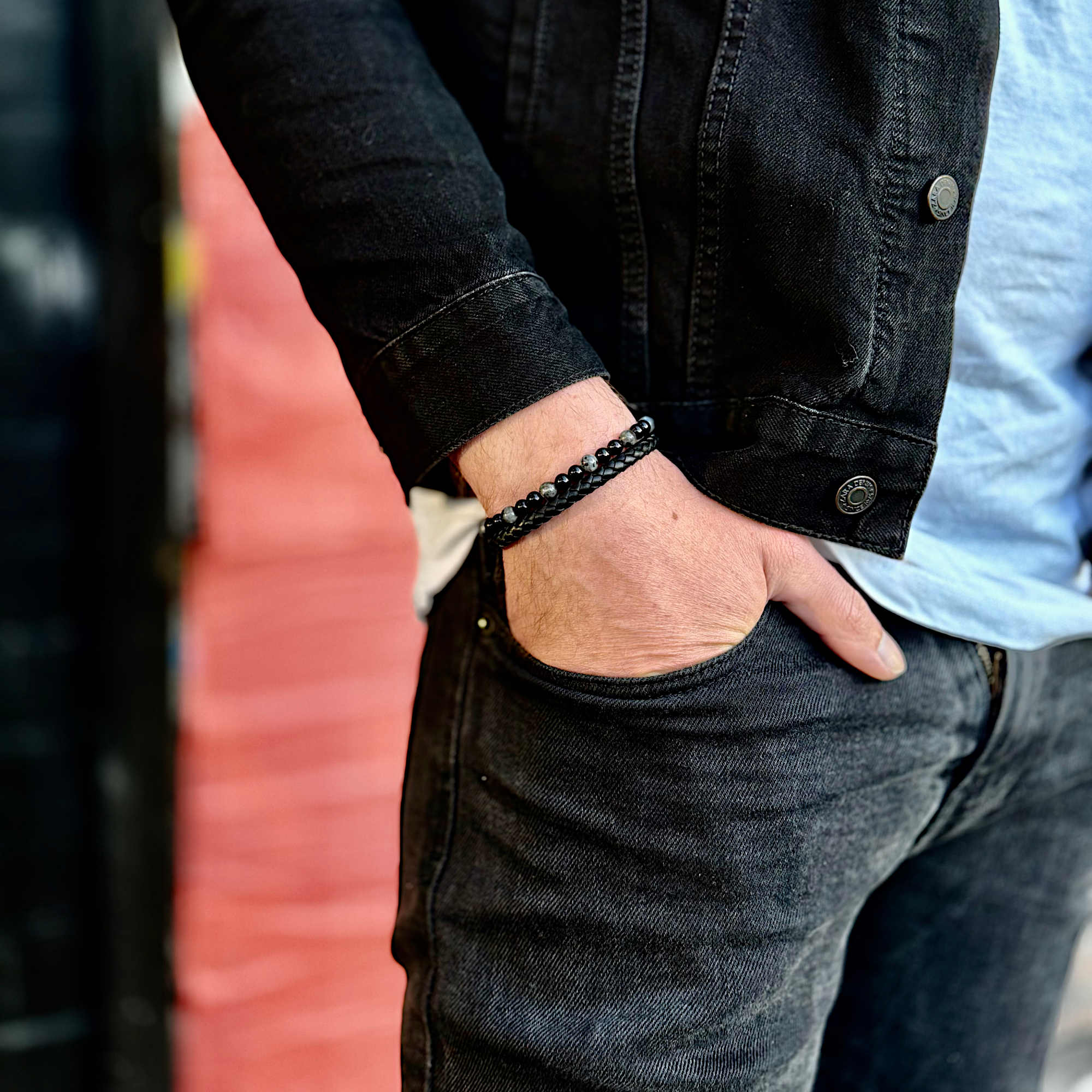 Shadow - Genuine leather bracelet with black flash stone