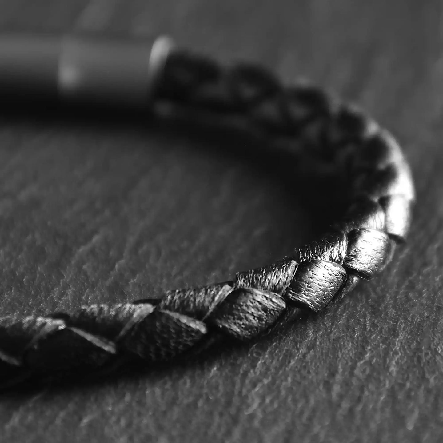 Silas - 4mm super soft Nappa leather bracelet in classic black