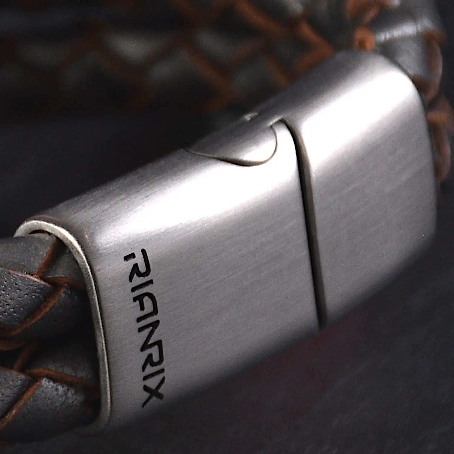 Storm – 6mm Premium Double-Layer Leather Bracelet (steel metallic)